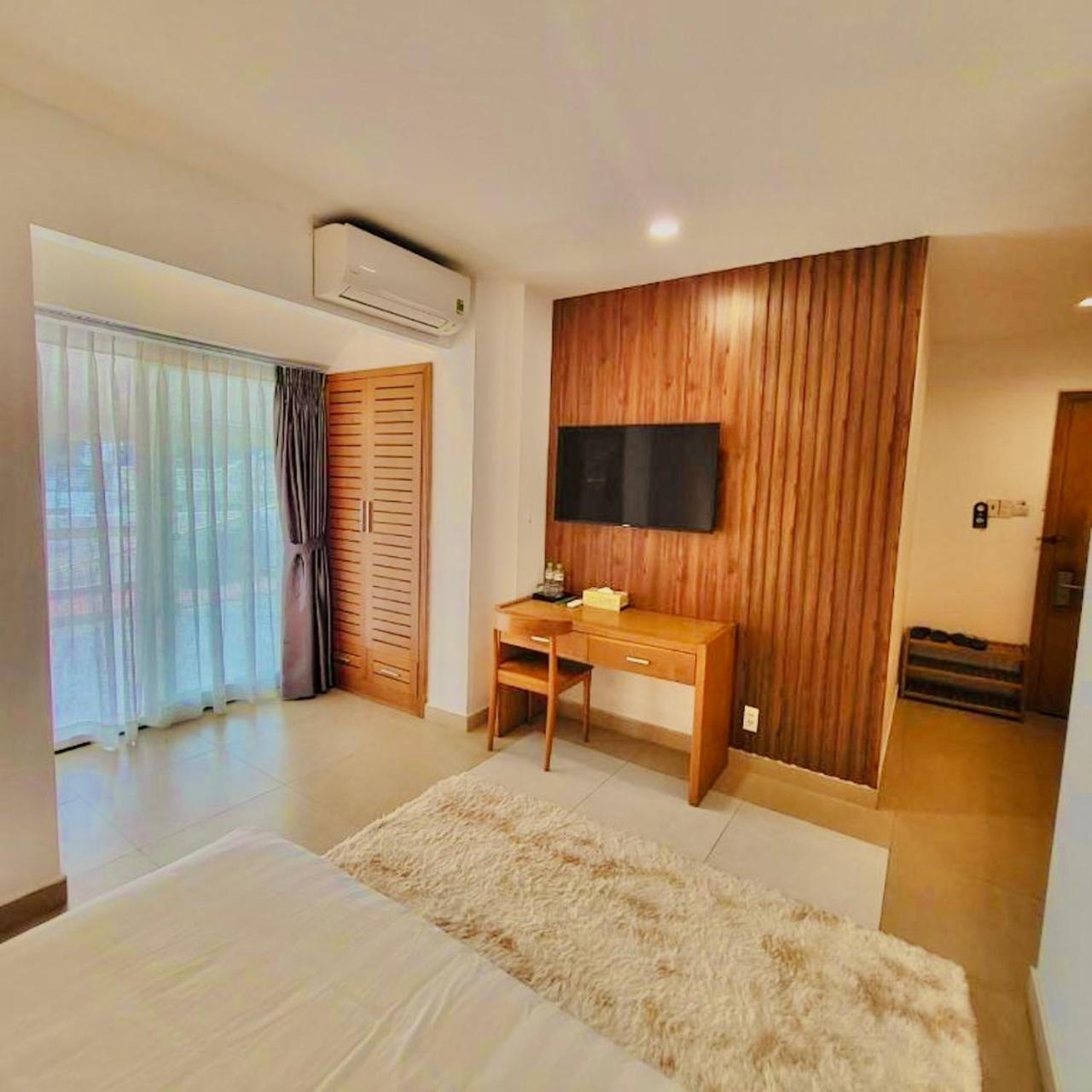 Simmi 5 Hotel & Apartment Ho Chi Minh City Exterior photo